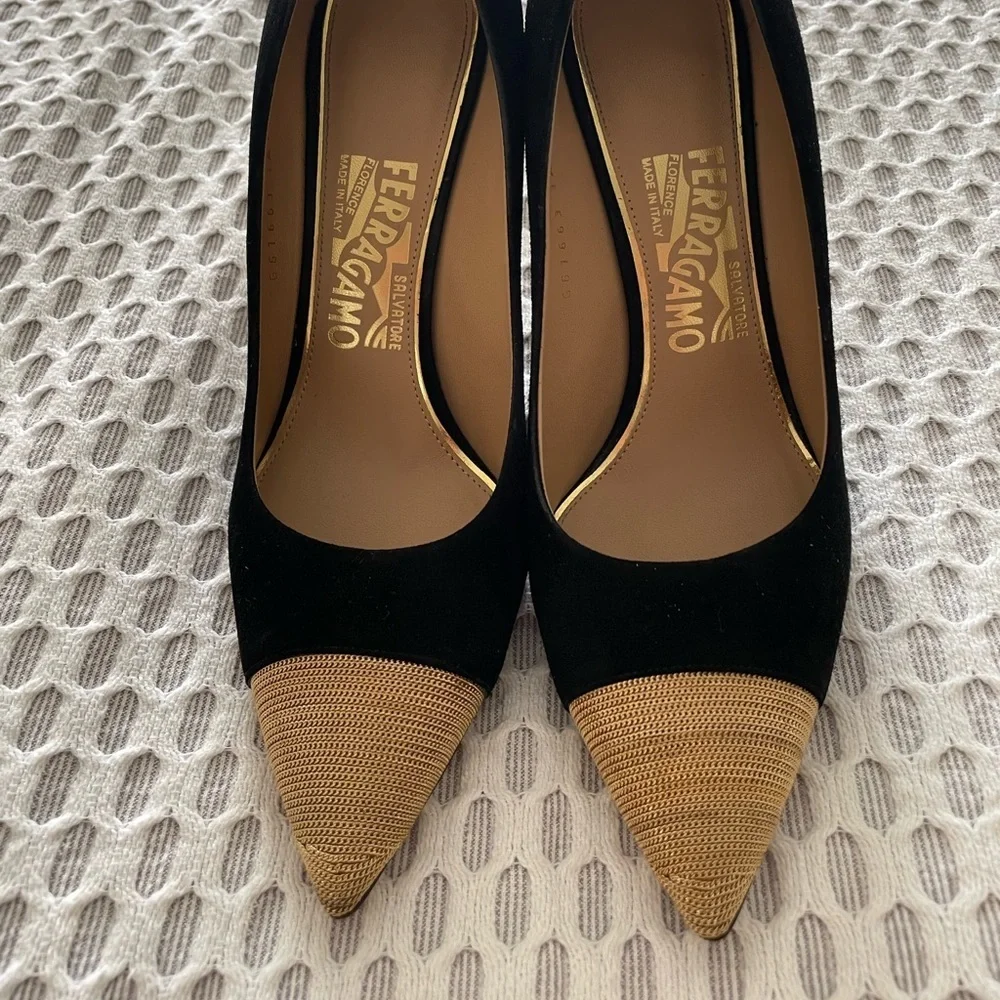 Salvatore Ferragamo Black Suede + Gold Chain Cap Tip Stilettos - 6.5 - Picture 3 of 9